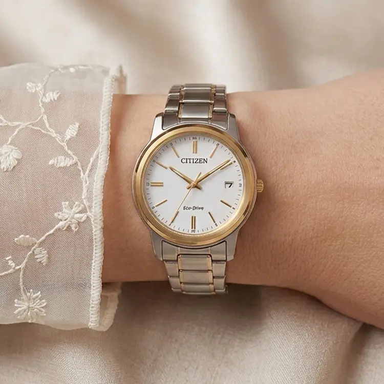 Montre Citizen Eco-Drive Corporate Exclusive 33 mm bicolore pour femme #4