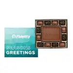 Petit coffret de chocolats avec couvercle multicolore