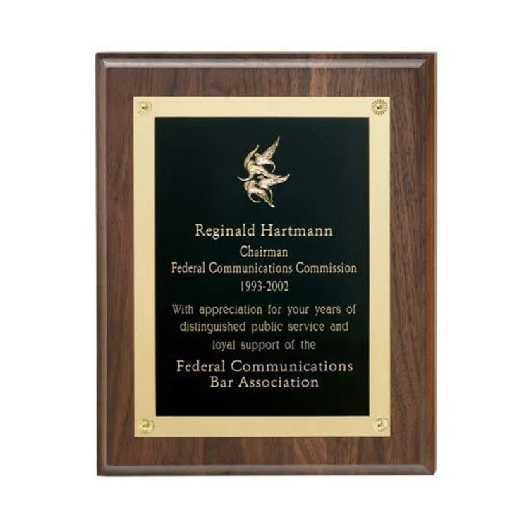 Walnut Plaque w Gold Edge Plate