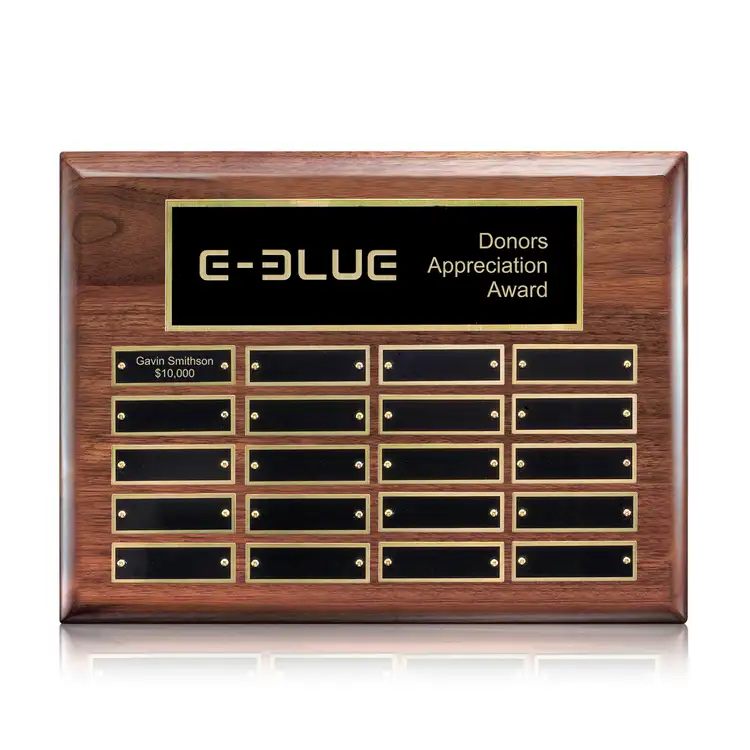 Carisbrooke Plaque - Walnut - 20 Plates 9 x 12 in