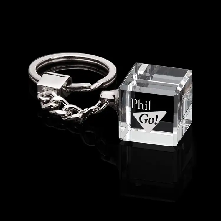 Porte-clés cube en cristal optique