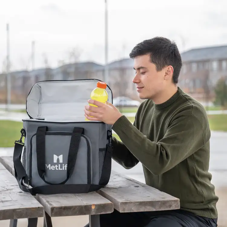 Valdivian All-in-One Picnic Bag #7