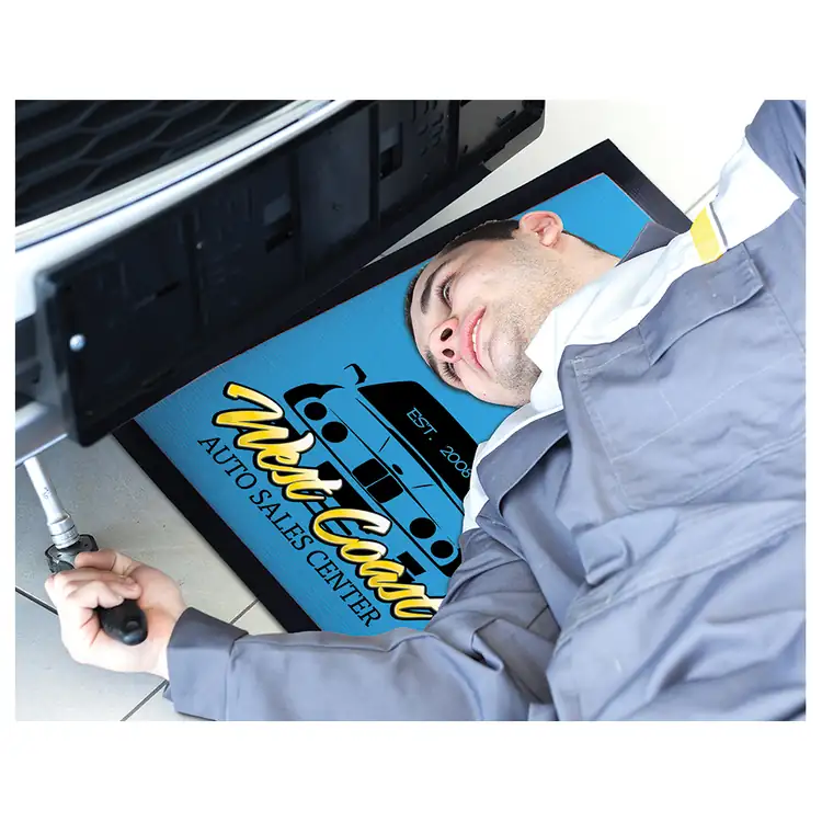 Tapis automobile en polyester et caoutchouc #3