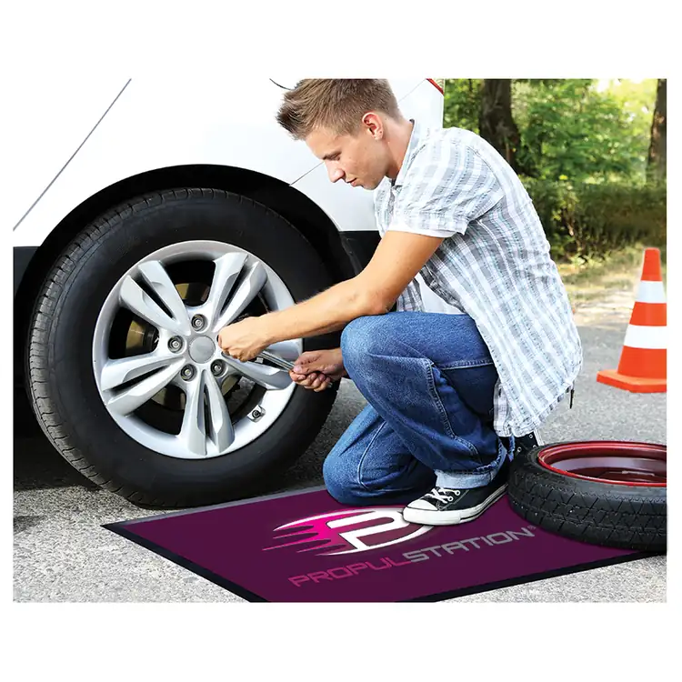Tapis automobile en polyester et caoutchouc #4