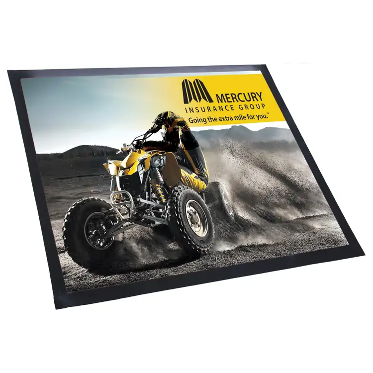 Tapis automobile en polyester et caoutchouc