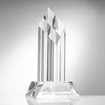 Trophée Alderwood à quatre colonnes en cristal optique - Gravure