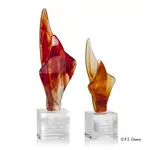 Trophée Ambre Blaze en verre fusionné