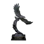 Trophée American Eagle en pierre moulée