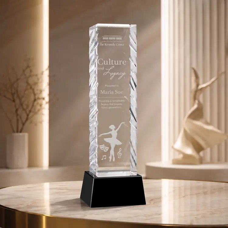 Arezzo Optical Crystal Award on Robson Base - Deep Etch #10