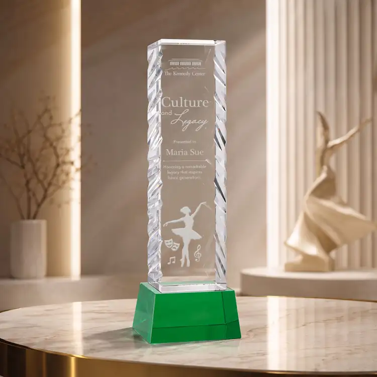 Arezzo Optical Crystal Award on Robson Base - Deep Etch #12