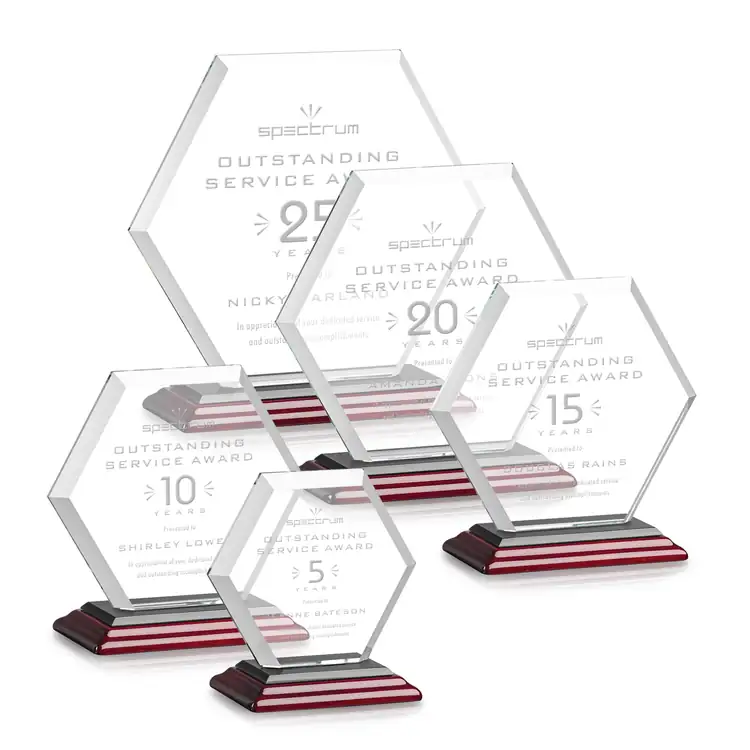 Trophée Barnett en cristal sur socle à fini bois de rose - Gravure