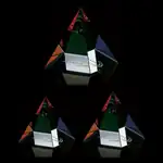 Trophée Colored Pyramid en cristal optique à reflets prismatiques