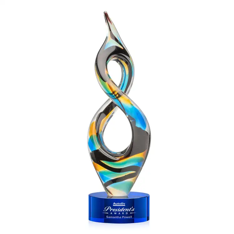 Trophée Cosenzo sur socle Marvel #4
