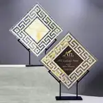 Trophée Cyprus en mosaïque de verre