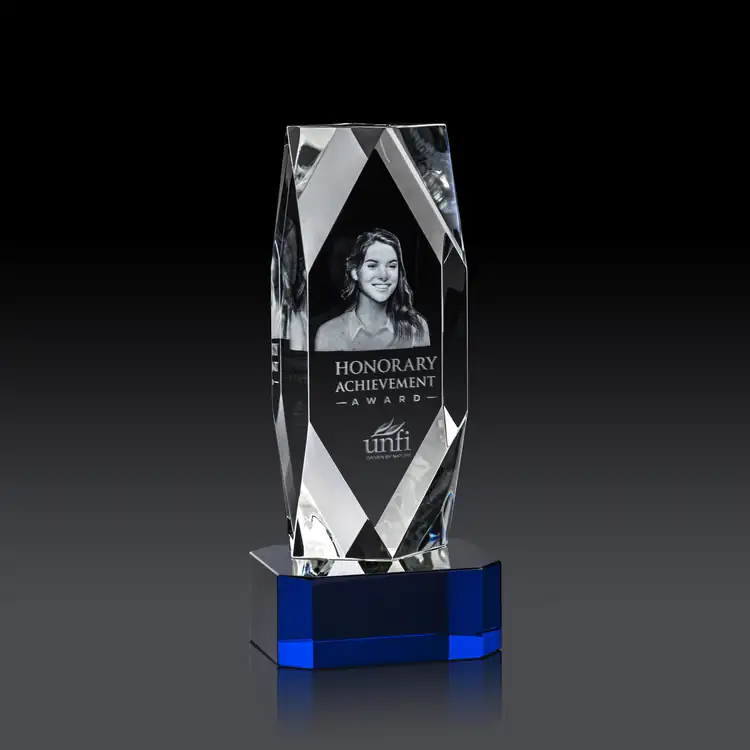 Trophée Delta 3D sur base #4