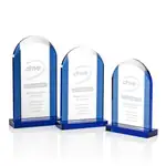 Trophée Embleton en cristal optique bleu et transparent