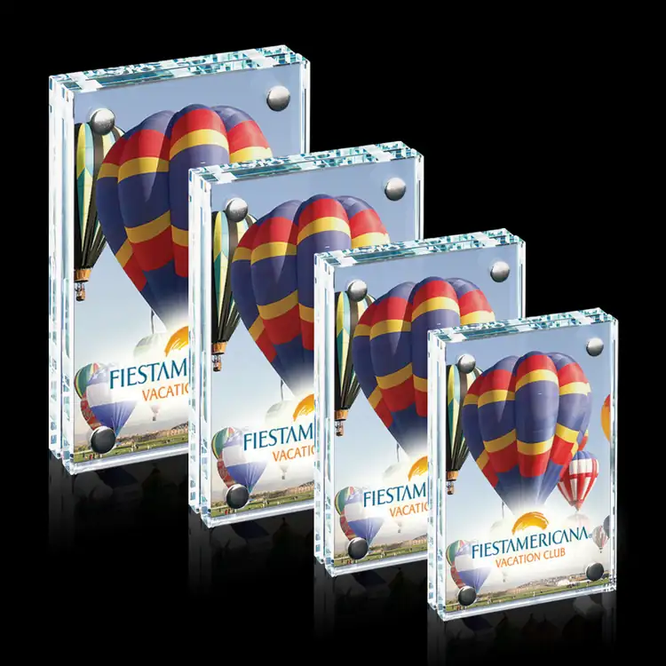 Prestige Glass Emerald Double-Panel Award - Multicolor