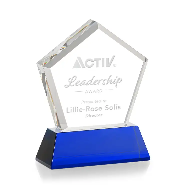 Genosee Optical Crystal Award on Base - Deep Etch #13