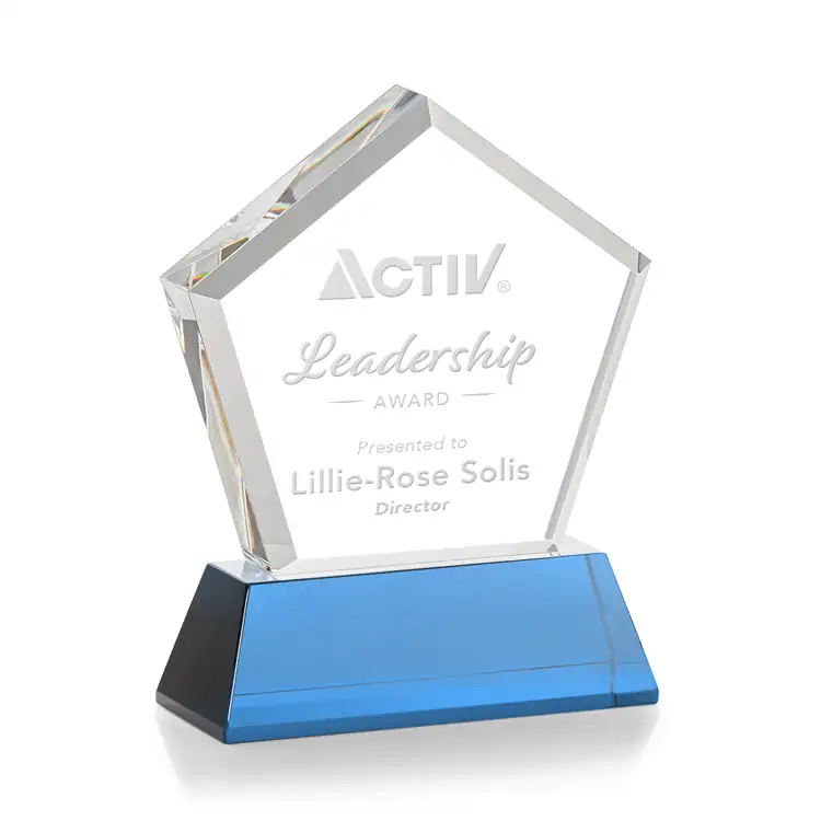 Genosee Optical Crystal Award on Base - Deep Etch #28