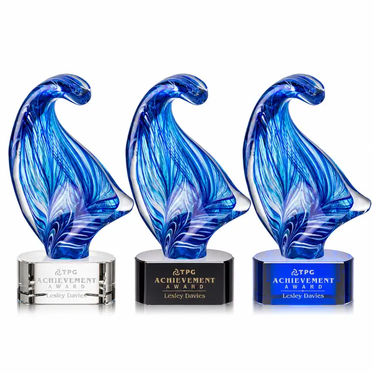 Laguna Award on Paragon Base - Deep Etch