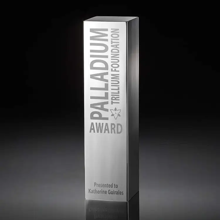 Trophée Monument en aluminium massif