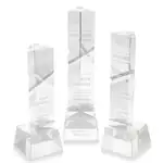 Trophée Oakham en cristal optique - Triangle sur socle Robson - Gravure