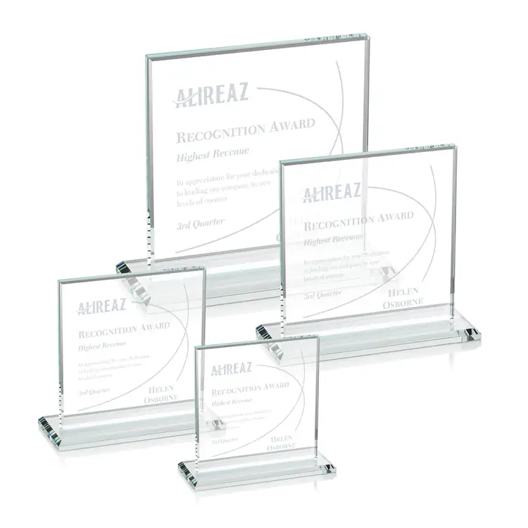 Trophée Sahara en cristal Starfire sur socle transparent - Gravure