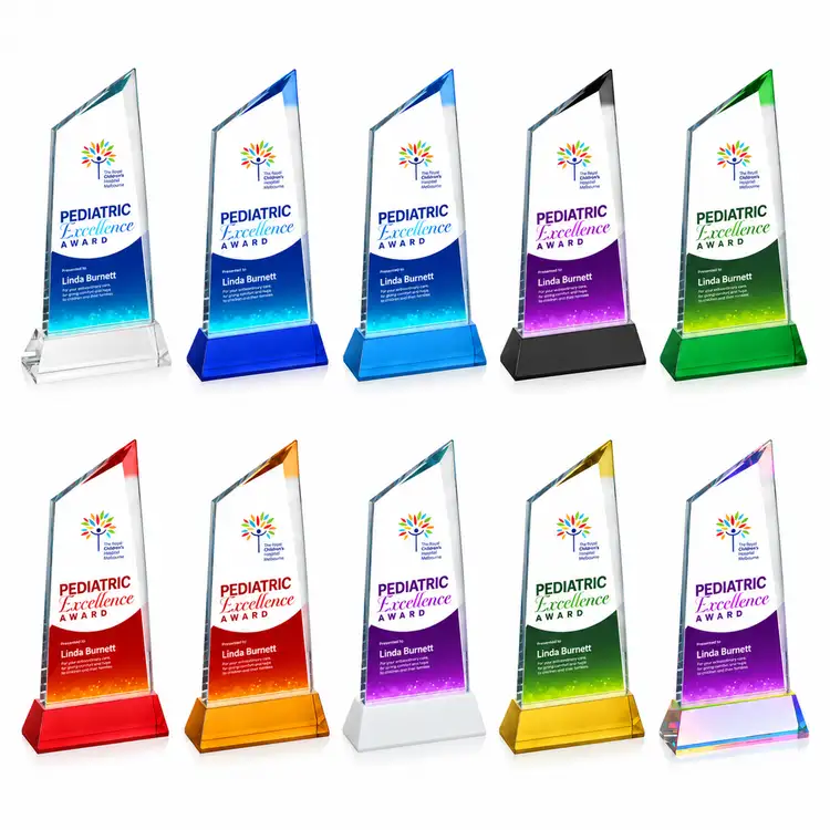 Trophée Sandown sur socle Newhaven - Multicolore