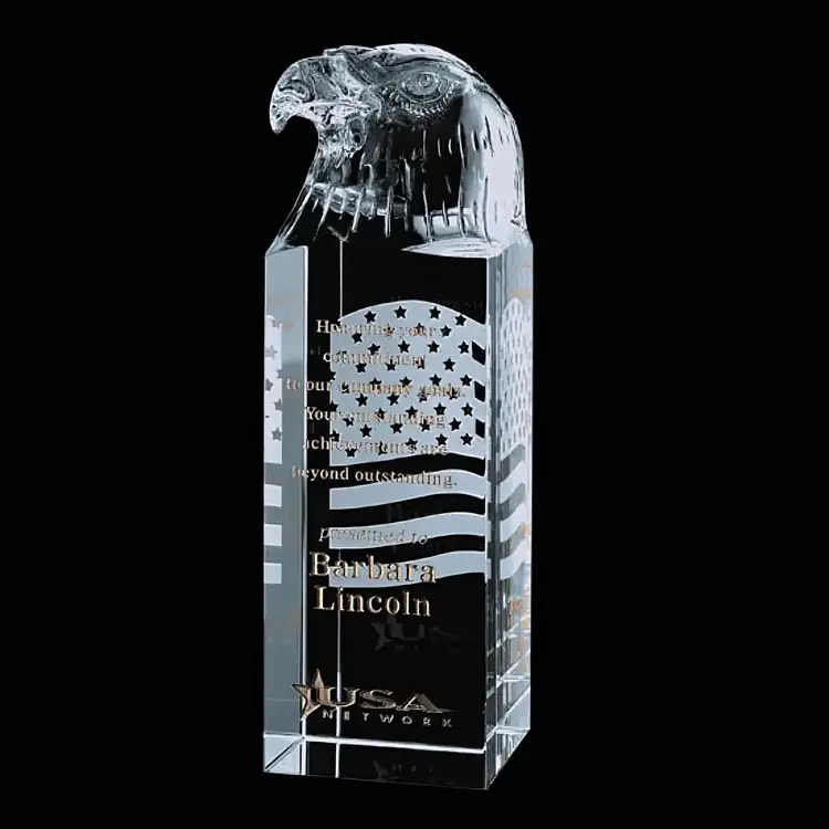 Trophée Stratton en cristal optique avec tête d’aigle #2