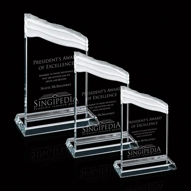 Trophée Sutherland en cristal Starfire