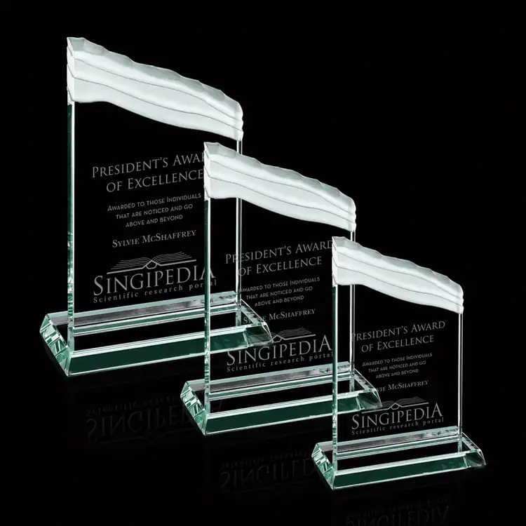Trophée Sutherland en verre jade
