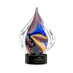 Trophée Valentina en verre d’art - Goutte sur socle Marvel noir ou bleu - Gravure