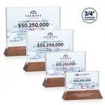 Trophée Walkerton en cristal Starfire sur socle noyer - Horizontal - Multicolore