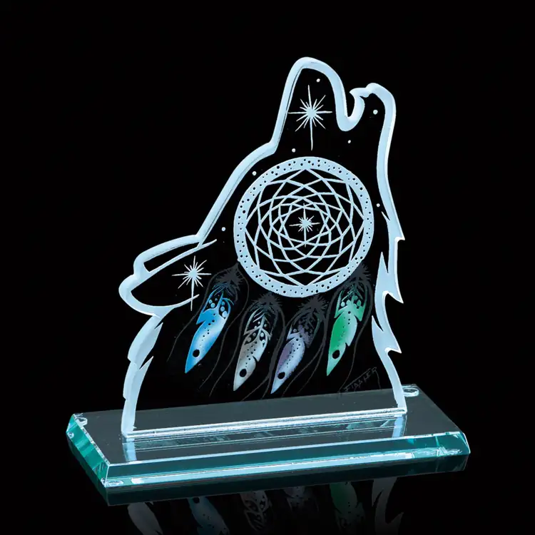 Gordon Fiddler Wolf Head Jade Glass Award