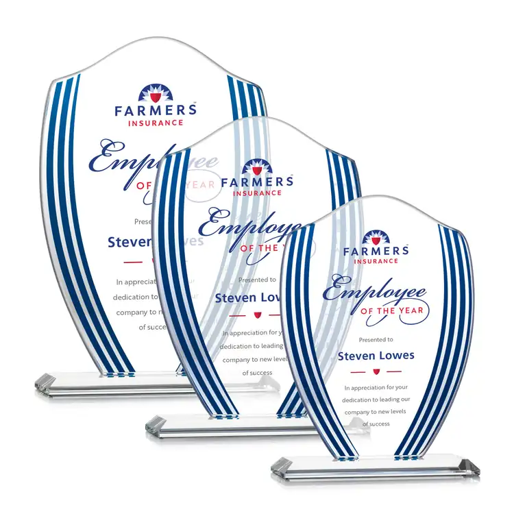 Trophée bouclier Margate en cristal Starfire aux accents bleus - Multicolore