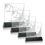 Trophée carré Sierra en cristal Starfire sur socle noir