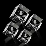 Trophée cube Burrill en cristal optique - Gravure 3D