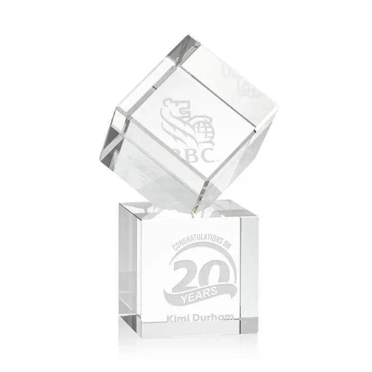 Trophée cube Burrill en cristal optique sur socle Granby - Gravure #3
