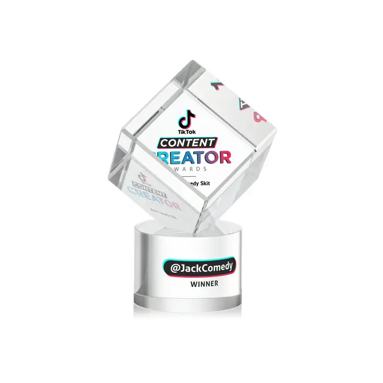 Trophée cube Burrill en cristal optique sur socle Marvel - Multicolore #2