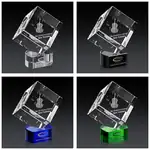 Trophée cube Burrill en cristal optique sur socle Paragon - Gravure 3D