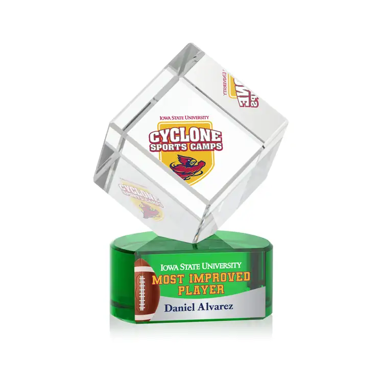 Trophée cube Burrill en cristal optique sur socle Paragon - Multicolore #14