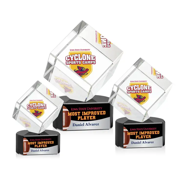 Trophée cube Burrill en cristal optique sur socle Paragon - Multicolore #5