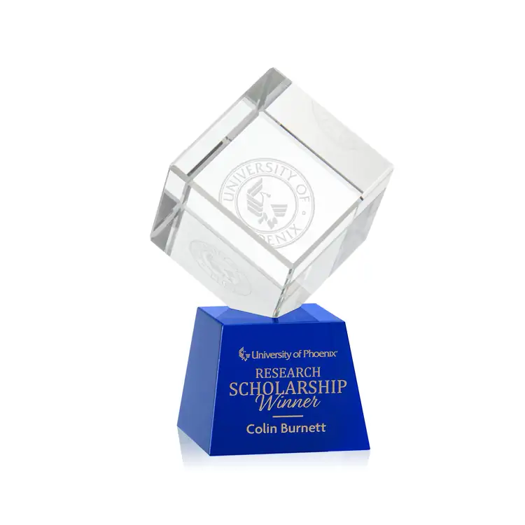 Trophée cube Burrill en cristal optique sur socle Robson - Gravure #10