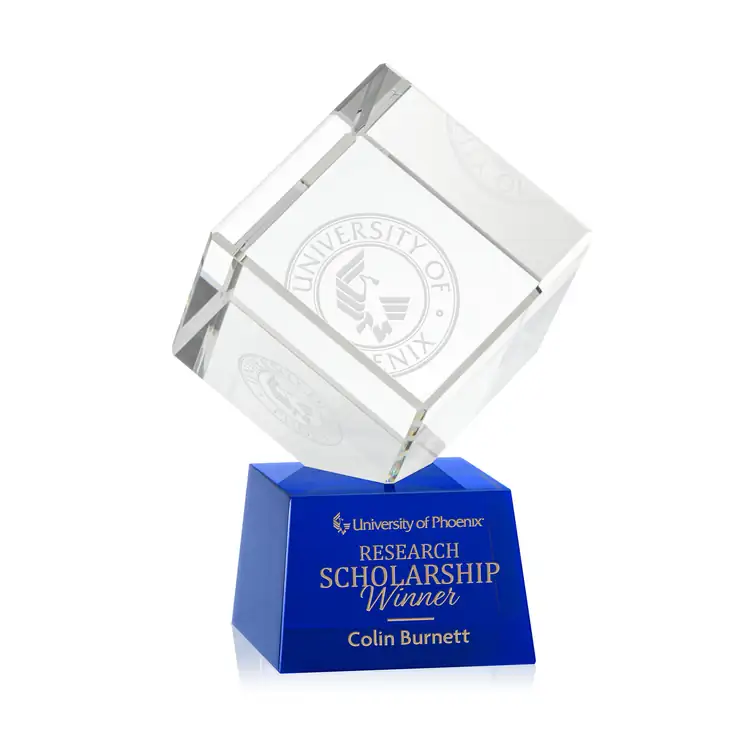 Trophée cube Burrill en cristal optique sur socle Robson - Gravure #11