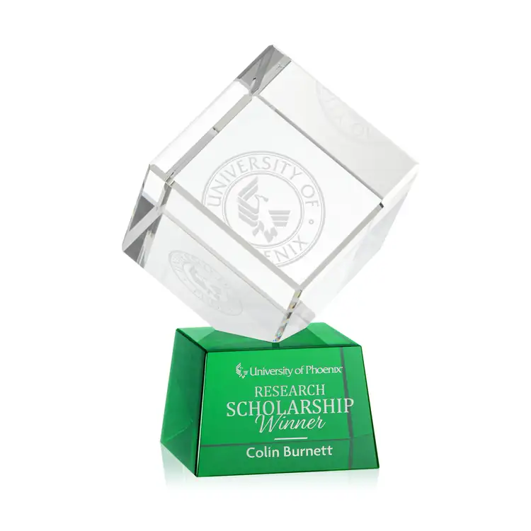 Trophée cube Burrill en cristal optique sur socle Robson - Gravure #15