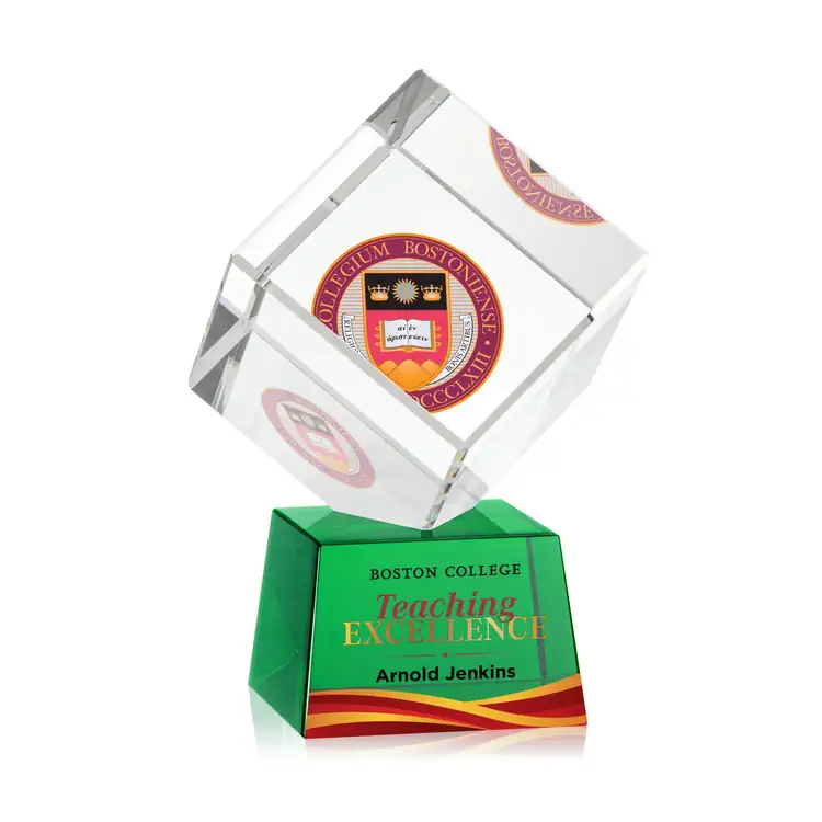 Trophée cube Burrill en cristal optique sur socle Robson - Multicolore #15