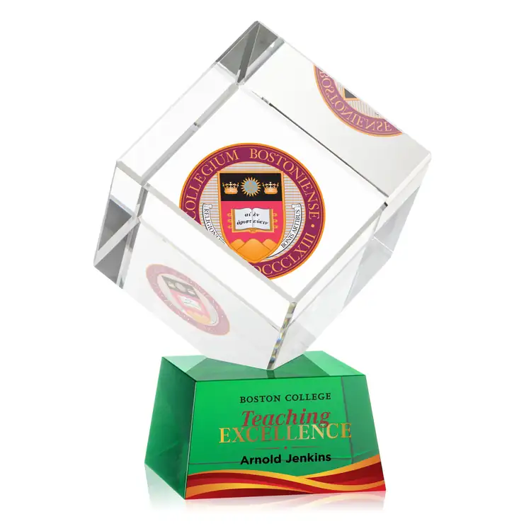 Trophée cube Burrill en cristal optique sur socle Robson - Multicolore #16