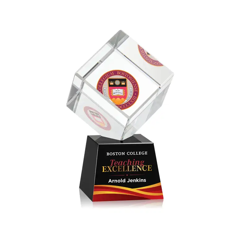 Trophée cube Burrill en cristal optique sur socle Robson - Multicolore #6