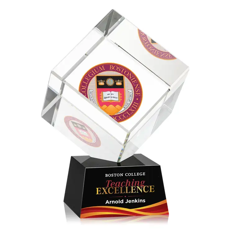 Trophée cube Burrill en cristal optique sur socle Robson - Multicolore #8