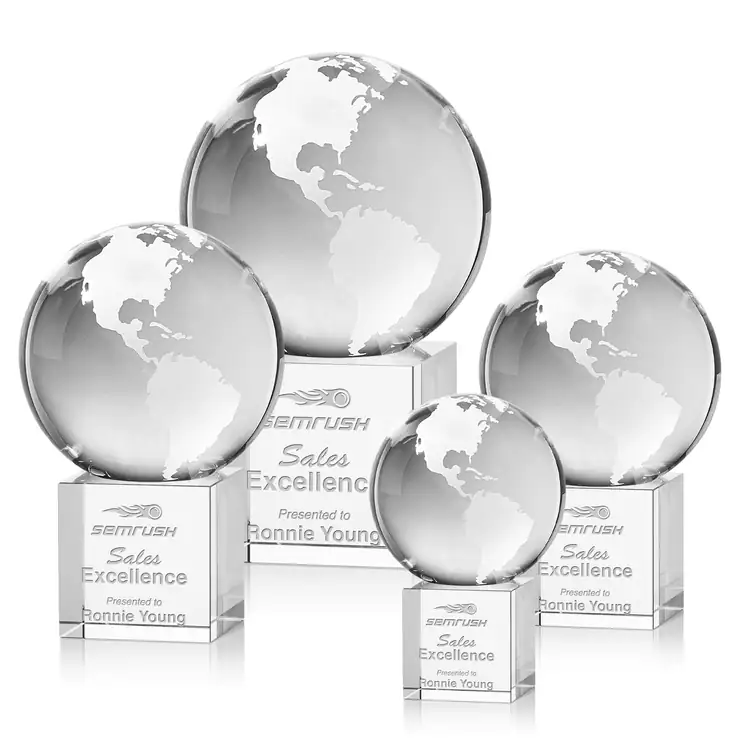 Trophée globe en cristal optique sur socle Granby - Gravure